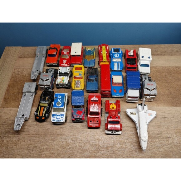 Vintage Lot of 24 Matchbox Trucks Toy‎ Cars 72-73-75-77-78-79-81-91 - Picture 4 of 6